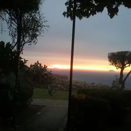 شقة Stupendo Stromboli