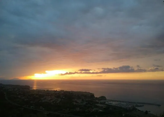 Stupendo Stromboli Apartman *